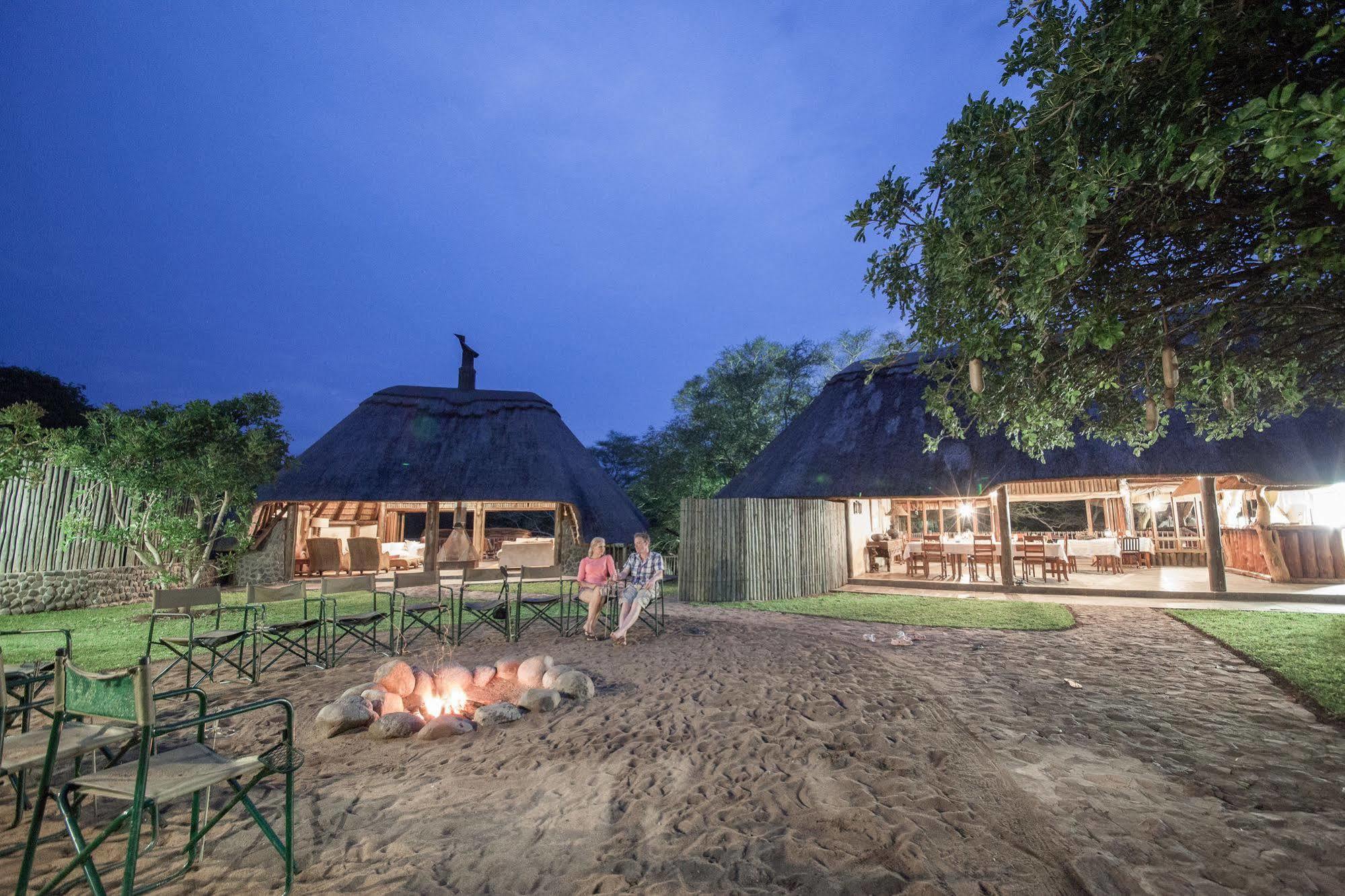 Rhino River Lodge Manyoni Private Game Reserve Exterior photo